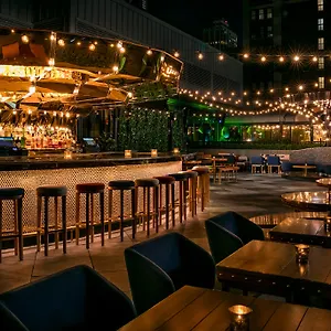 Moxy Nyc Times Square New York