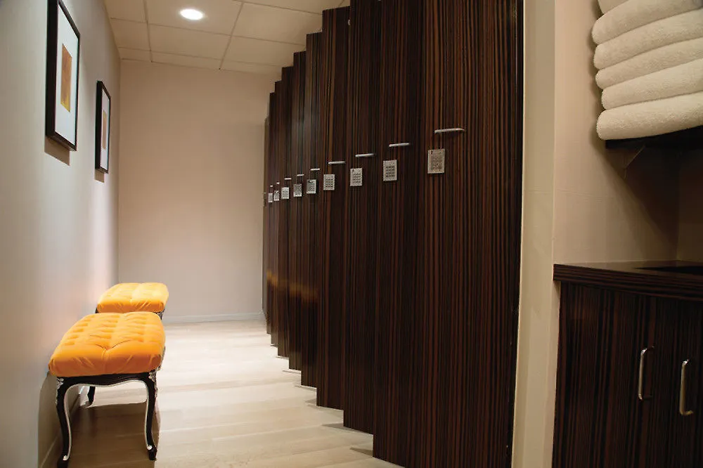 *****  Four Seasons Hotel New York United States